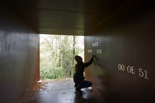 L'alcòva d'acciaio di Umberto Cavenago, Barbara De Ponti sets her work Time map, inside L'alcòva d'acciaio on the occasion of the fourth edition of Prière de toucher, project conceived and curated by Ermanno Cristini, Photo @ Bart Herreman